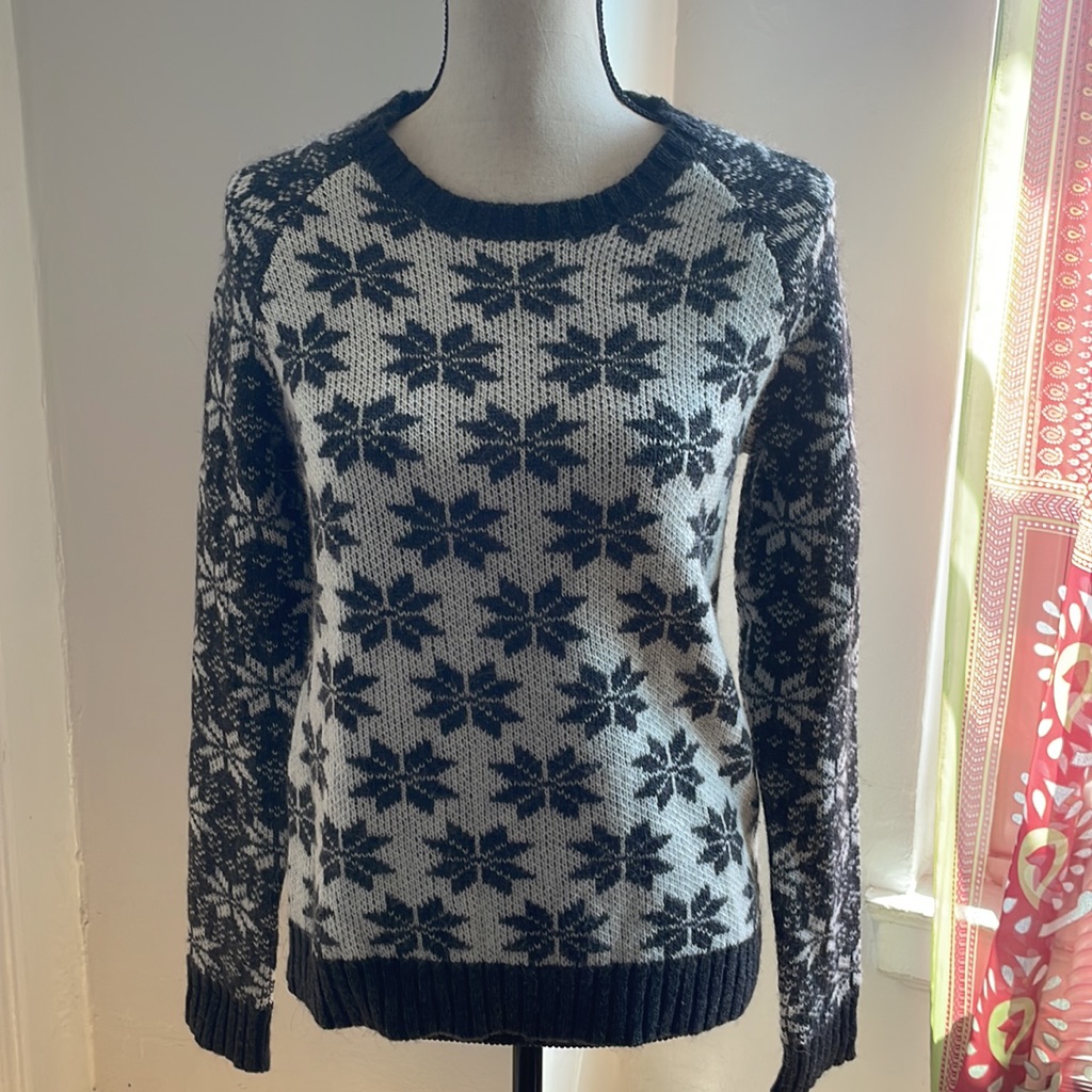 [Garnet Hill] Snowflake Sweater